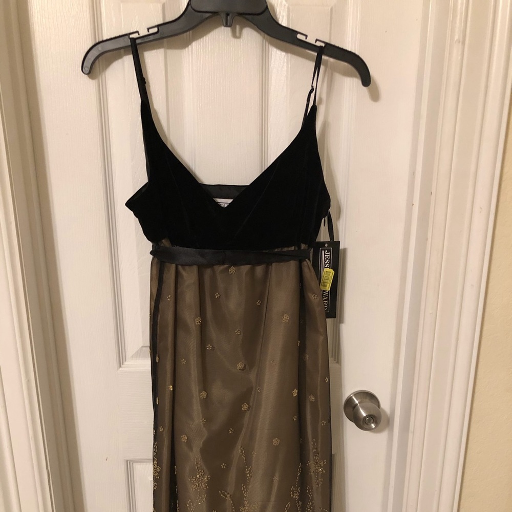 Jessica Howard Dress
